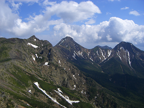 南八ヶ岳一の眺望　阿弥陀岳<2,805m>!